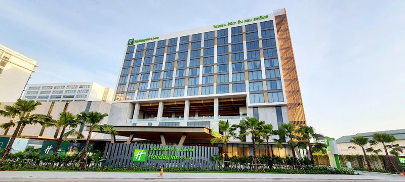 Weißer Holzmarmor nach Maß für den Kunden Holiday INN Hotel in Laos zugeschnitten